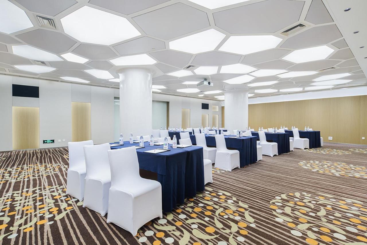 Holiday Inn Express Chengdu Gulou-Tianfu Square Chunxi Road Branch Екстериор снимка