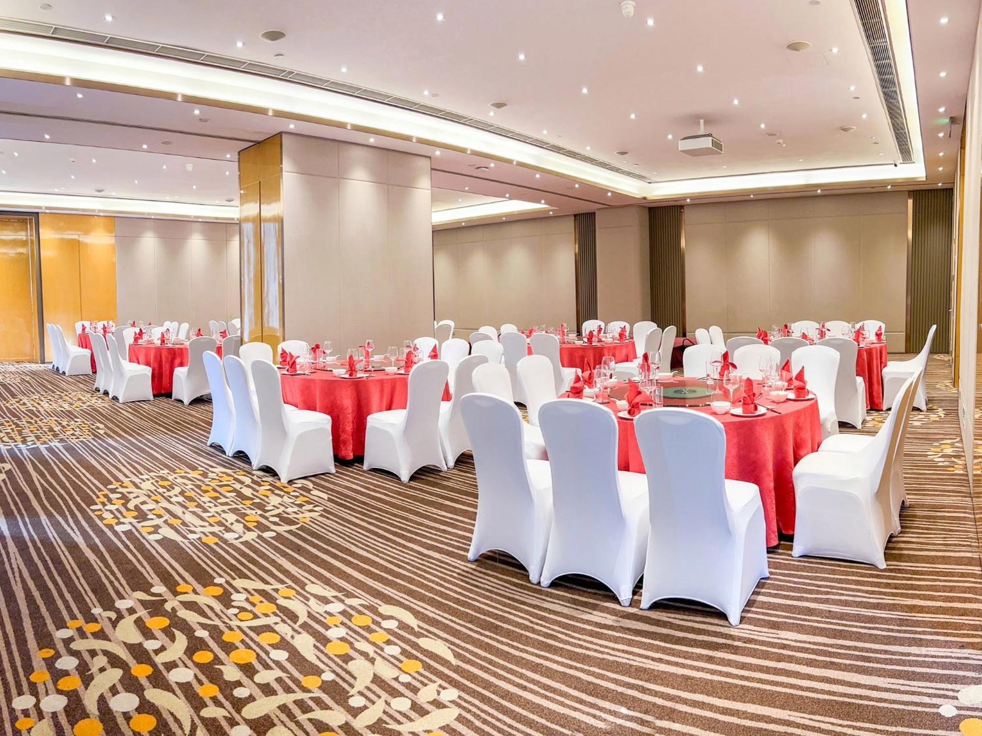 Holiday Inn Express Chengdu Gulou-Tianfu Square Chunxi Road Branch Екстериор снимка