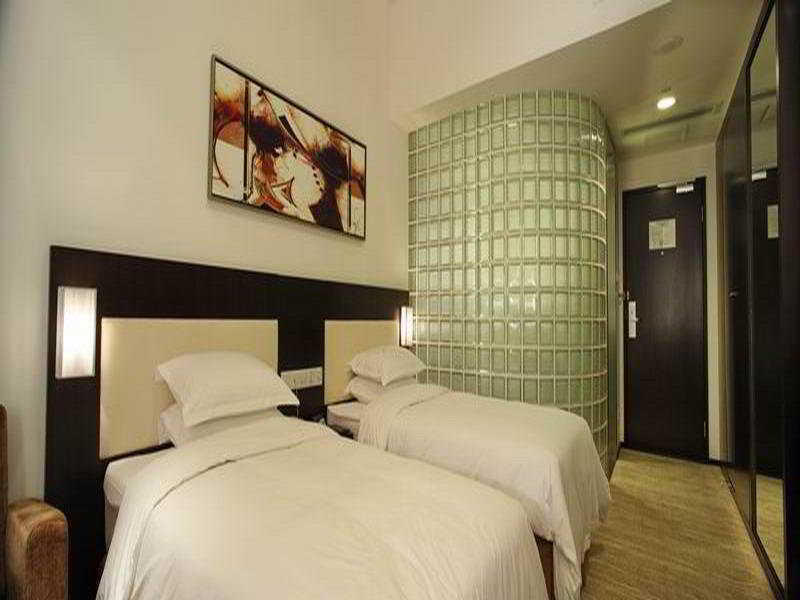 Holiday Inn Express Chengdu Gulou-Tianfu Square Chunxi Road Branch Екстериор снимка