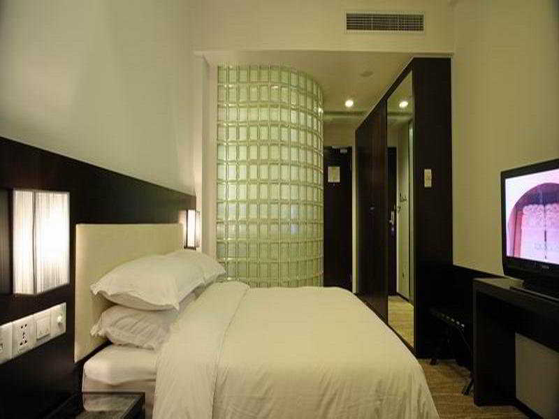 Holiday Inn Express Chengdu Gulou-Tianfu Square Chunxi Road Branch Екстериор снимка